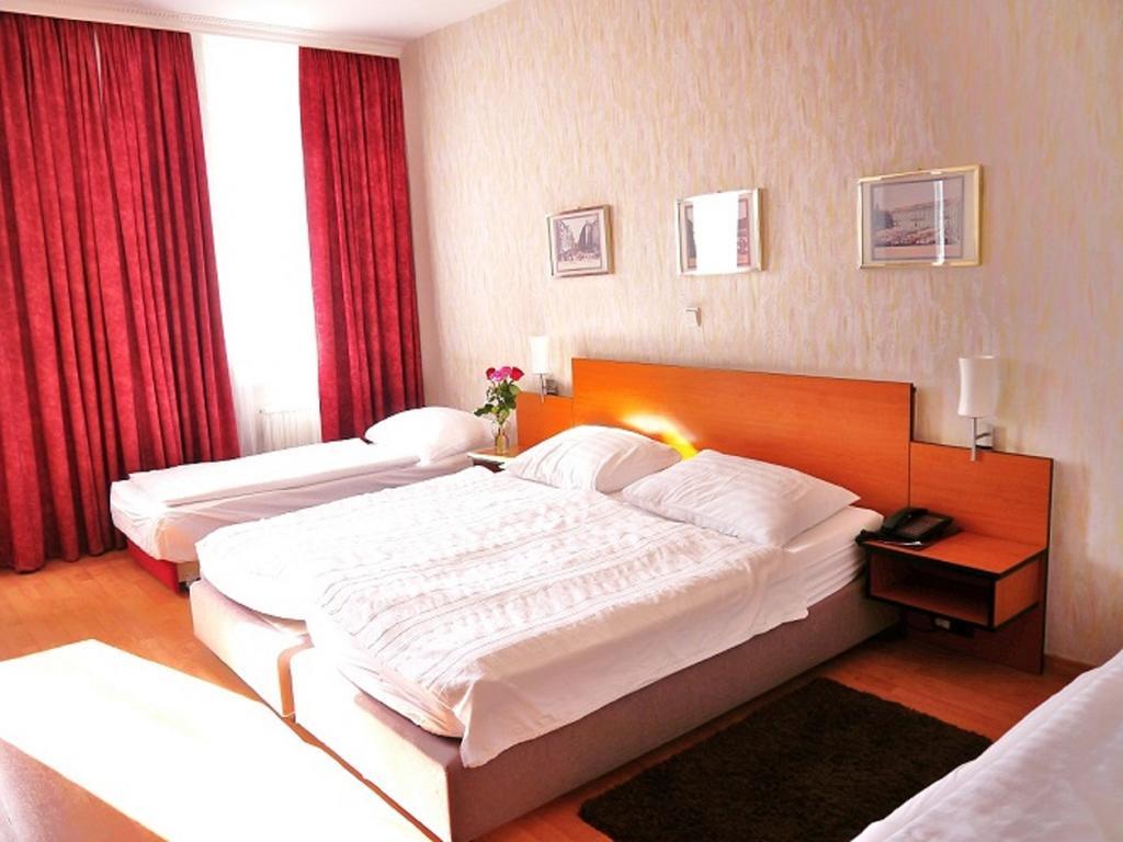 Florum Hotel Vienna Bilik gambar